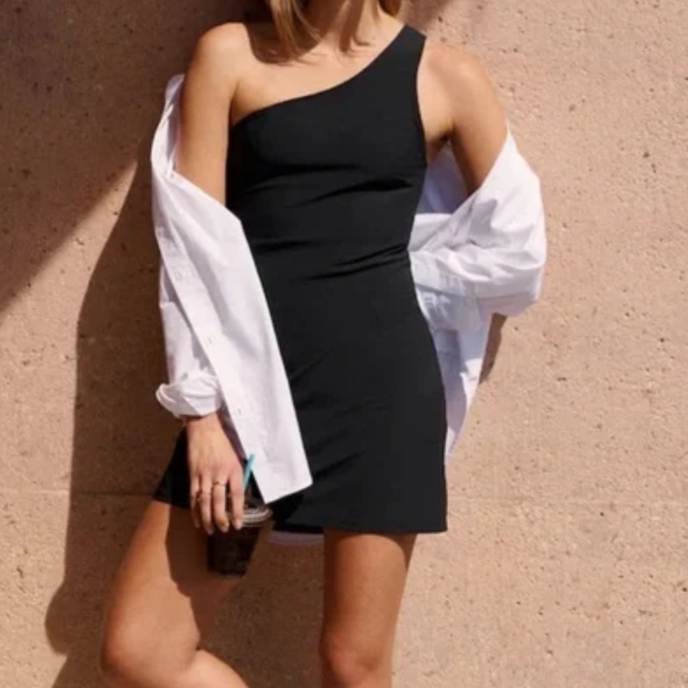 Abercrombie traveler one shoulder dress